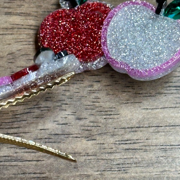 NEW Piper k Set of 2 Red/Silver Sweet Cherry Hair Clips - Picture 4 of 5